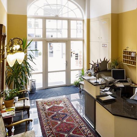 Hotel Garni Am Markt - Businesshotel - Fruehstuecksbuffet - Fahrradabstellplatz - Hunde Willkommen Neustadt bei Coburg Exterior foto